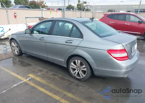 2008 Mercedes-Benz C 300 Luxury/Sport from USA, damaged, VIN WDDGF54X88F084777